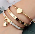 HIGH QUALITY GOLD PLATED HANGING LOCK BRACELET