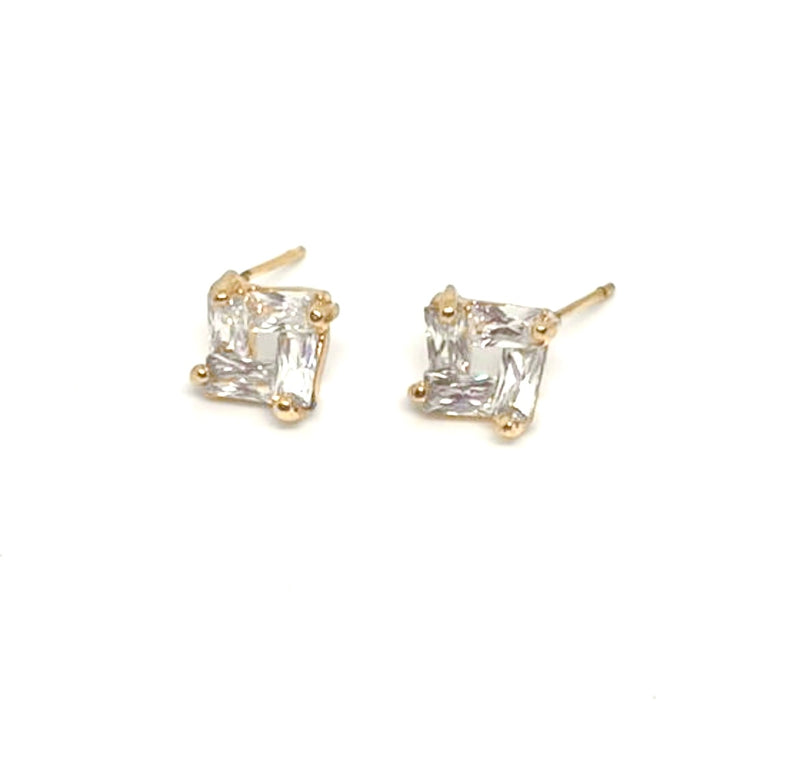 GOLD PLATED SMALL CRYSTAL SQUARE EARRINGS